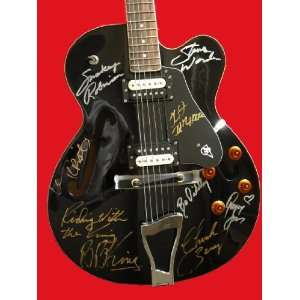  Blues Legends Signed / Autographed Hollow Body Guitar 