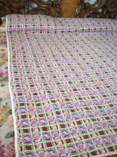 FANTASTIC VINTAGE WHOLE CLOTH QUILT #B818  