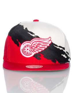 MITCHELL AND NESS RED WINGS PAINTBRUSH SNAPBACK CAP  