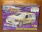   Wheels Of Figure Custom Ford Expedition Snap Tite 125 Scale SEALED
