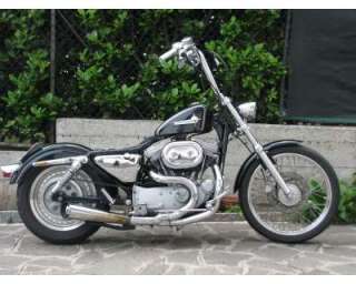 Harley davidson 883 sportster custom a Varese    Annunci