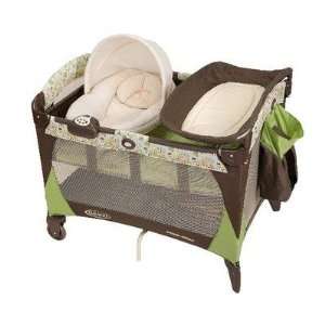  Graco 1759165 Pack n Play with Newborn Napper in Noble 