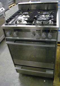 FISHER PAYKEL 24 INCH GAS RANGE STAINLESS STEEL  