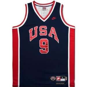   Uniform   1984 USA UDA   Autographed NBA Jerseys