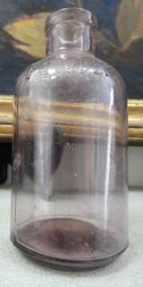 antique SEA GULL BAKING POWDER ~PURPLE~ GLASS BOTTLE  