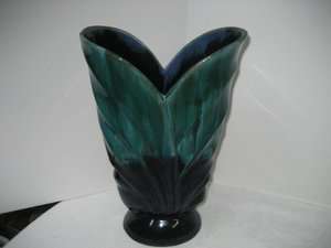 Blue Mountain Pottery BMP Large Fern Leaf Vase  