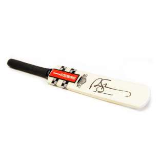 Andrew Strauss hand signed mini cricket bat   Gray Nicolls