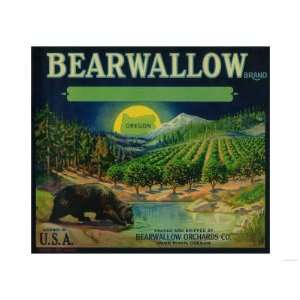 Bearwallow Apple Crate Label   Hood River, OR Giclee Poster Print 