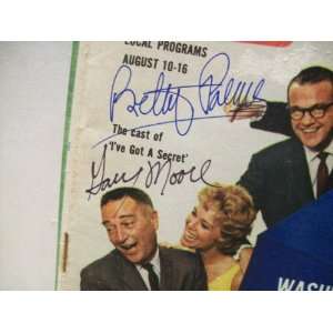  Palmer, Betsy Garry Moore TV Guide Signed Autograph Aug 10 