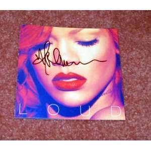  RIHANNA autographed signed NEW Cd Cover  