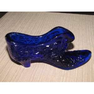  Fenton Glass Shoe   Cobalt Blue, Starburst Pattern 