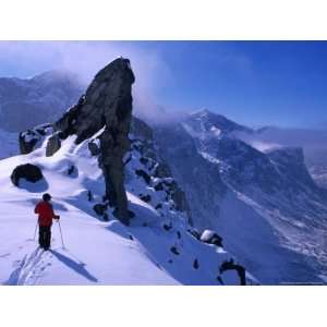  Overlooking Weasel River Valley, Auyuittuq National Park, Baffin 