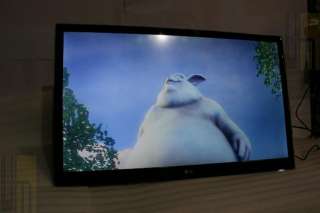 LG INFINIA 47LV5500 47 1080p HDTV LED LCD Television, with Web Browser 