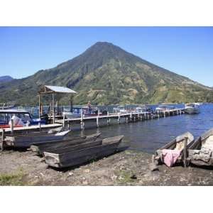  Santiago Atitlan, Lake Atitlan, Guatemala, Central America 