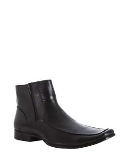 Kenneth Cole Reaction black leather Notebook square toe ankle boots