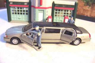 Scale Lincoln Town Car Stretch Limousine  
