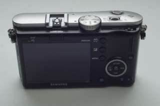 Samsung NX100 digital camera body only in box 44701015758  