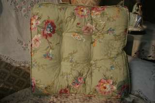 Shabby and vintage Floral Soft Chair Pad w/Filling 03  
