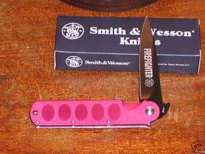 SMITH AND WESSON RED FIREFIGHTER CENTERLOCK KNIFE  
