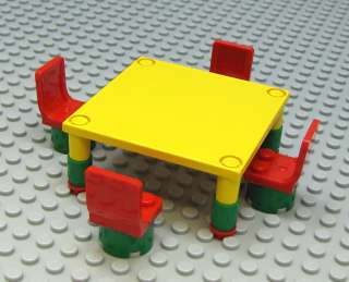 Lego City Minifig Christmas TABLE & CHAIRS  Great for Minifigure 